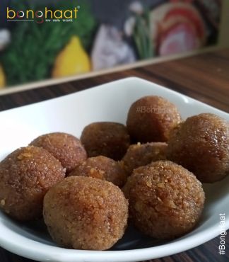 Mirchi Chef Gurer Narkel Naru (12 PCS)